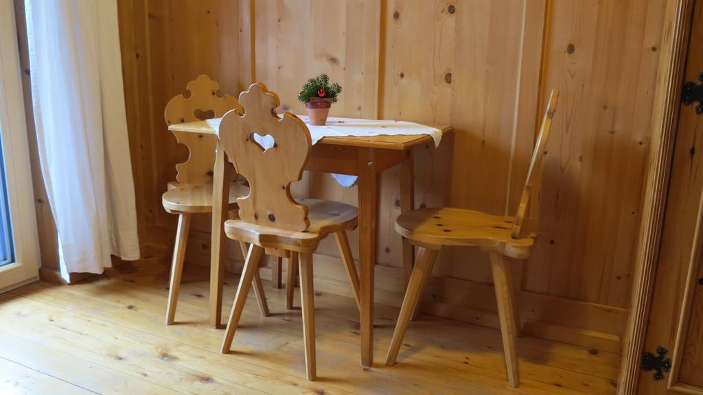 Rieserhof Хайнфелс Стая снимка